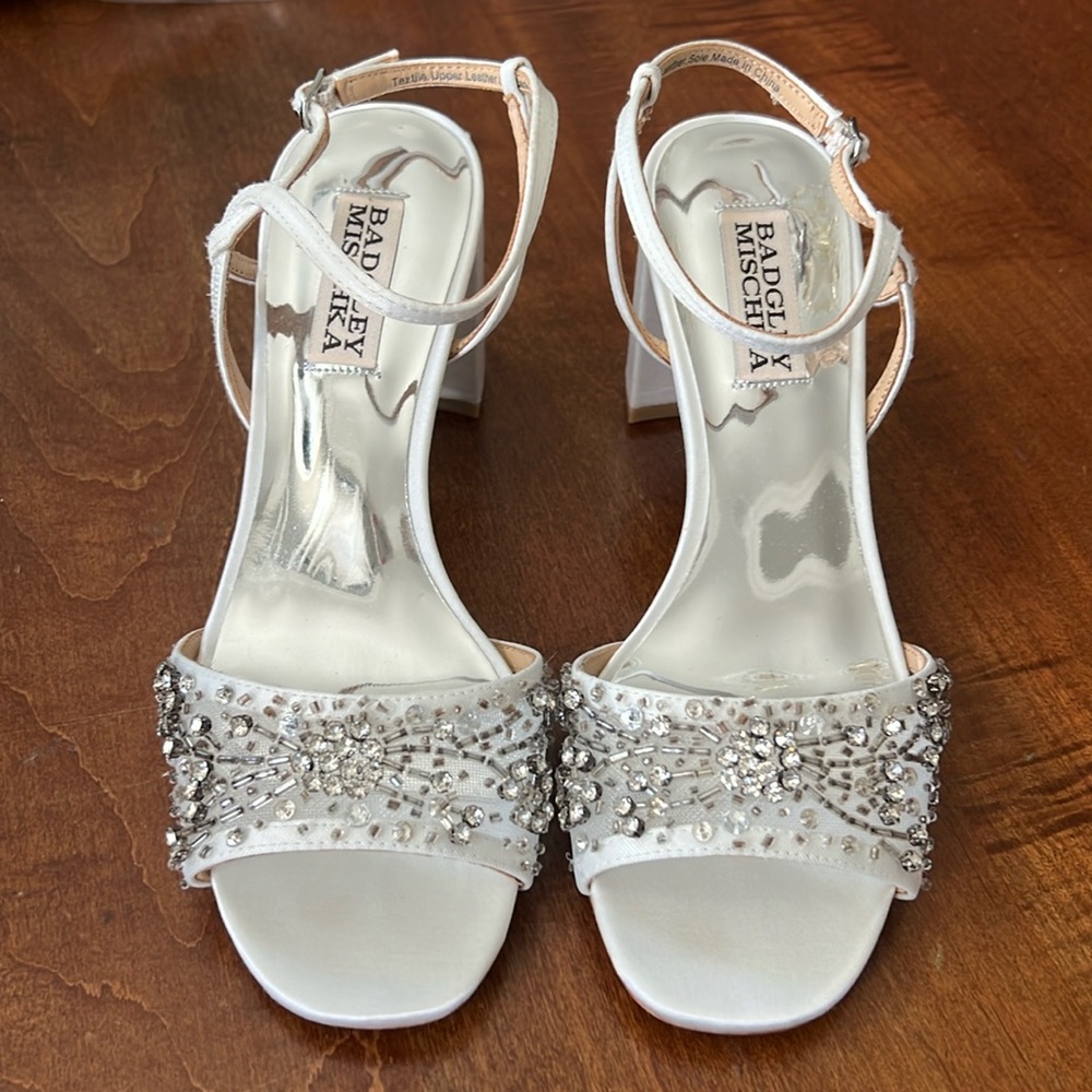 Badgley Mischka Clara Heeled Sandals size 5